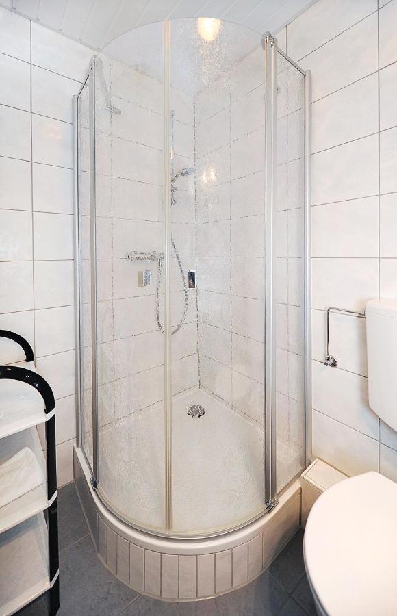 Friesenmeer Ferienwohnung Eins Бензерзиль Экстерьер фото